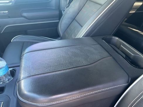 Used 2023 GMC Sierra 1500 AT4X image 26