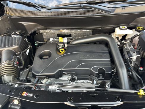 Used 2026 Chevrolet Equinox LT FWD image 31