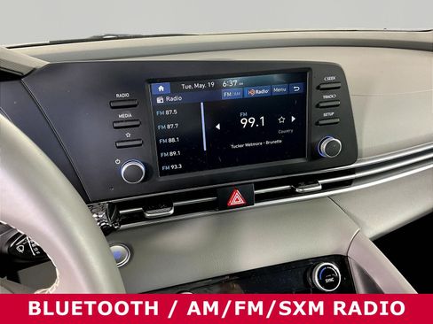 Used 2025 Hyundai Elantra Sport FWD image 9