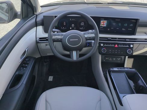 New 2026 Hyundai Tucson Blue SE image 18