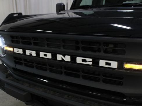 New 2025 Ford Bronco 4-Door AWD/4WD image 34
