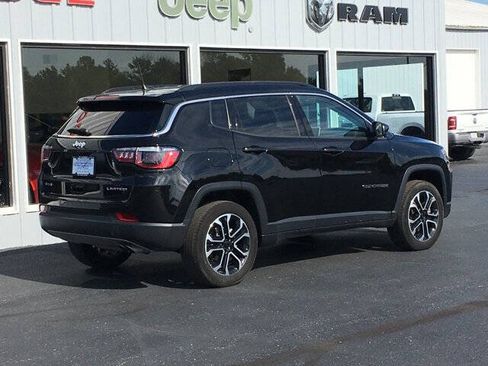 Used 2022 Jeep Compass Limited AWD/4WD image 3