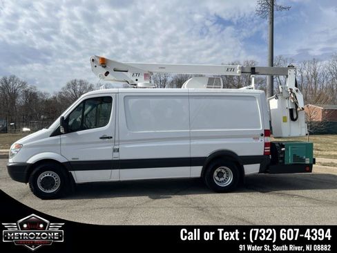 Used 2012 Mercedes-Benz Sprinter 3500 w/ High Idle Fixed Pkg image 6