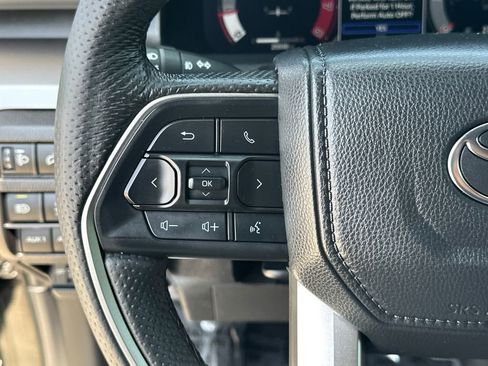 Used 2024 Toyota Tacoma TRD Sport w/ TRD Sport Premium Package AWD/4WD image 25