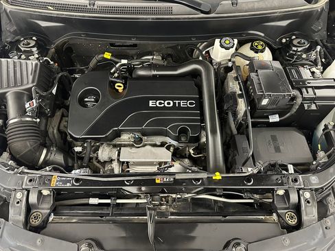 Used 2019 Chevrolet Equinox LT FWD image 29