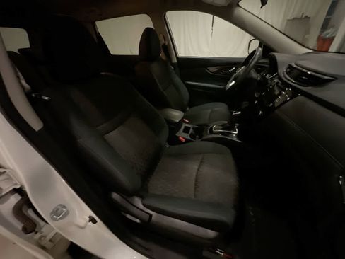 Used 2017 Nissan Rogue S w/ S Appearance Package image 23