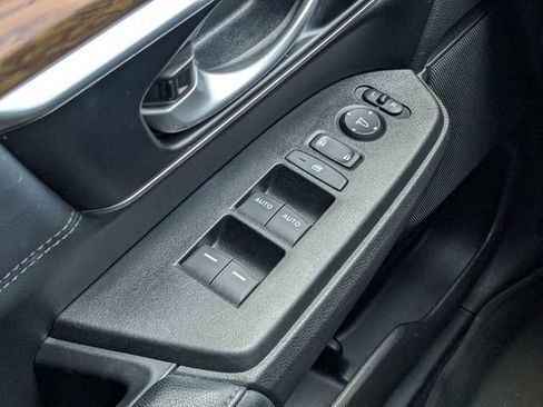 Used 2022 Honda CR-V EX-L image 20