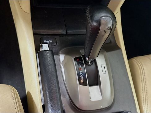 Used 2012 Honda Crosstour EX-L image 17
