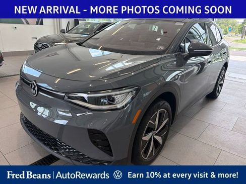 Used 2023 Volkswagen ID.4 Pro S AWD/4WD image 3