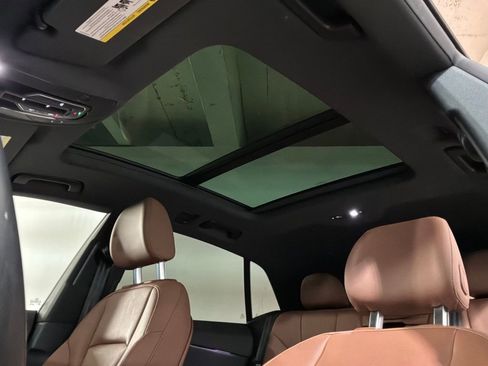 Used 2022 Audi Q8 Premium Plus image 4