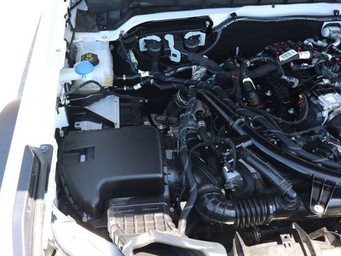 Used 2023 Ford Bronco Badlands w/ Sasquatch Package AWD/4WD image 13