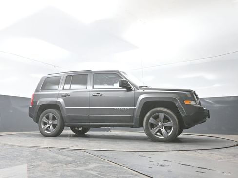 Used 2015 Jeep Patriot High Altitude image 28