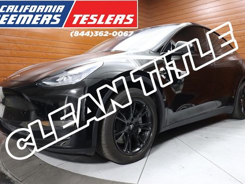 Used 2023 Tesla Model Y Long Range image 1