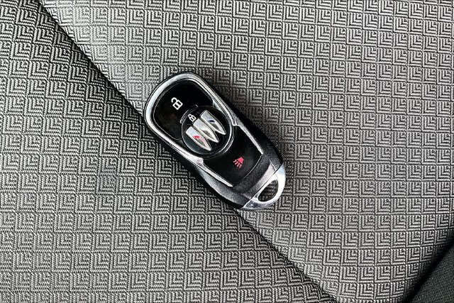 Used 2024 Buick Encore GX Preferred FWD image 11