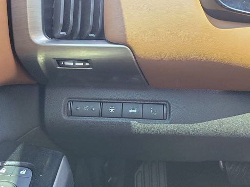 Used 2024 Nissan Pathfinder Platinum w/ Cargo Package FWD image 14