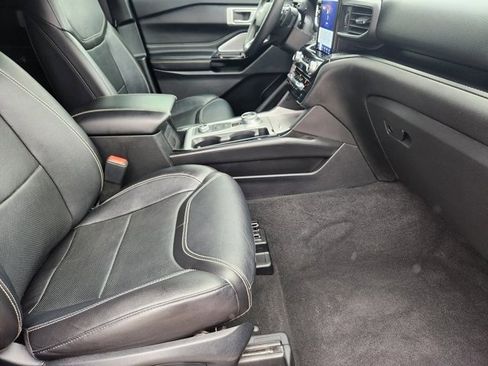 Used 2021 Ford Explorer ST w/ Equipment Group 401A image 13