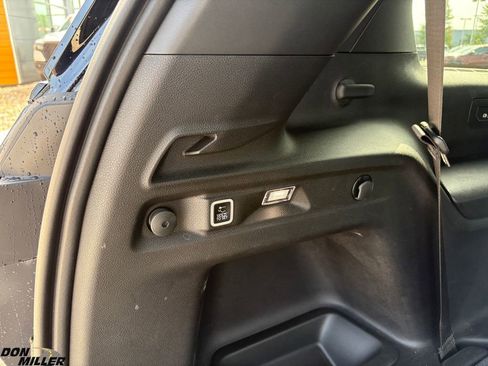 Certified 2025 Jeep Grand Cherokee L Laredo image 30