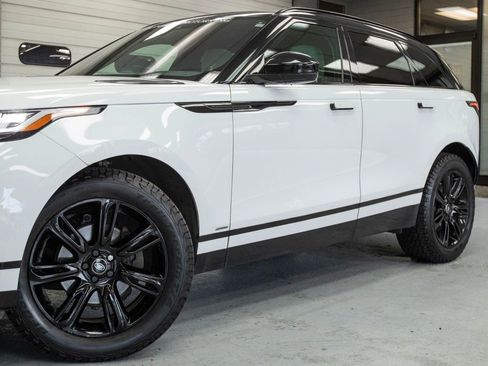 Used 2020 Land Rover Range Rover Velar R-Dynamic S image 14