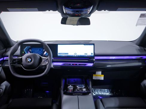 New 2026 BMW 530i w/ Convenience Package image 10