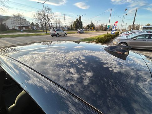 Used 2020 Chevrolet Malibu LT FWD image 37