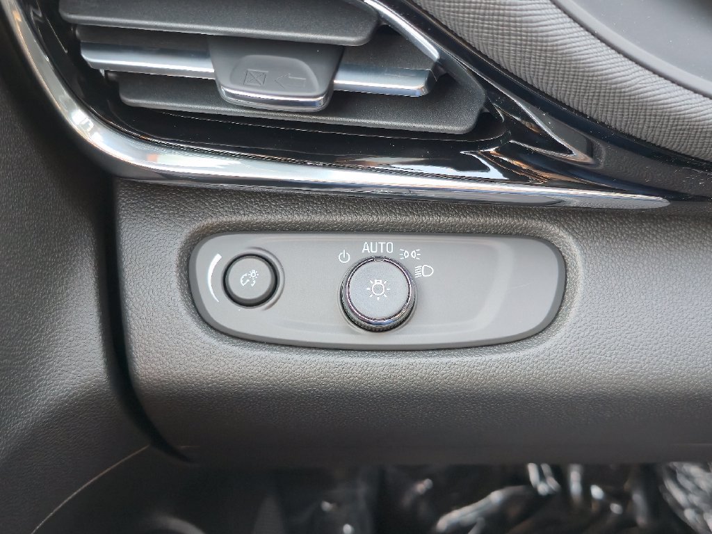 New 2026 Buick Envista Sport Touring w/ Convenience I Package FWD image 19
