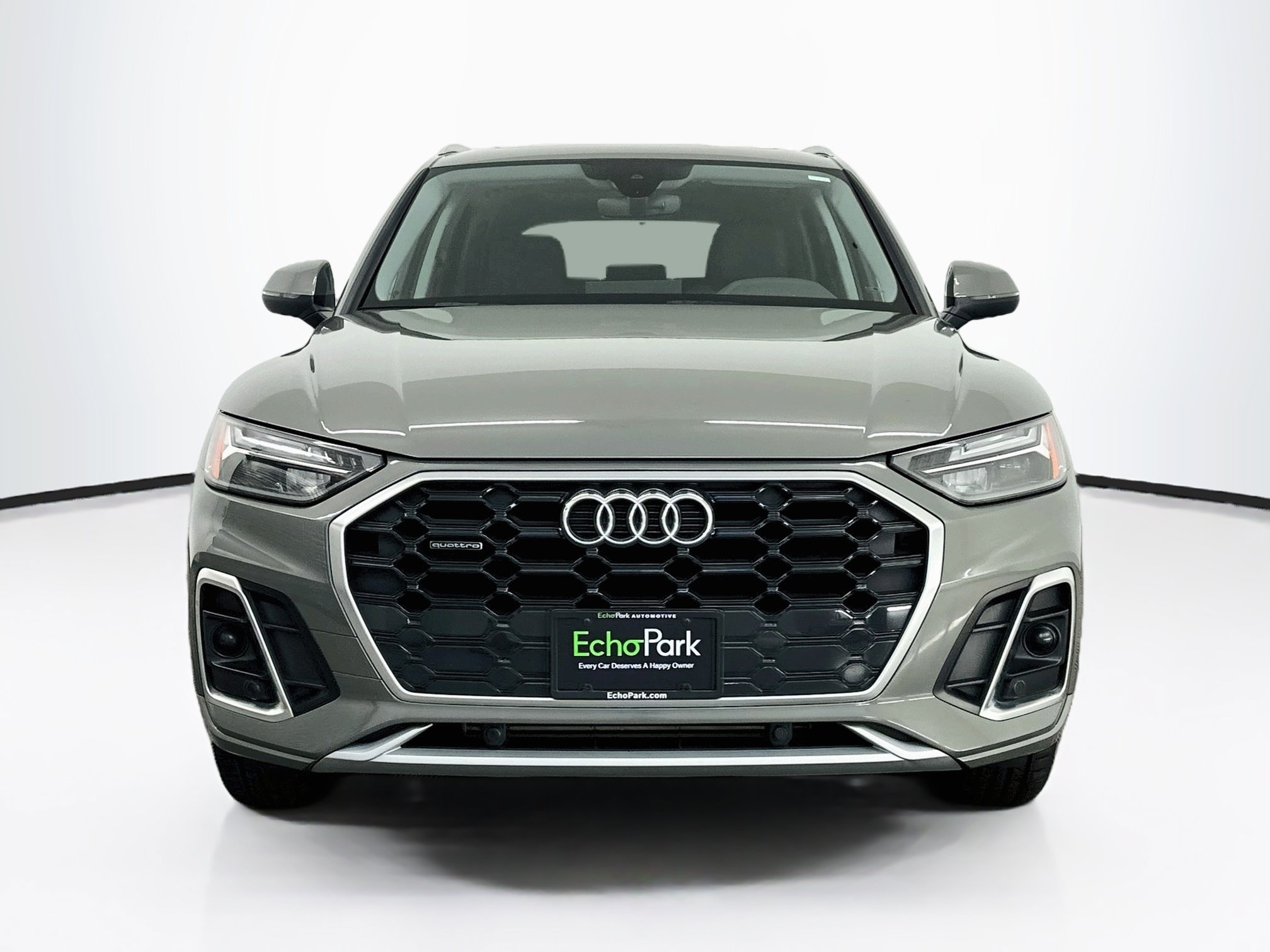 Used 2024 Audi Q5 2.0T Premium w/ Convenience Package AWD/4WD image 2