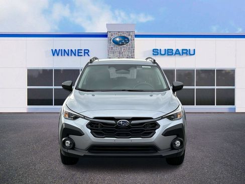 Used 2024 Subaru Crosstrek 2.0i Premium AWD/4WD image 3
