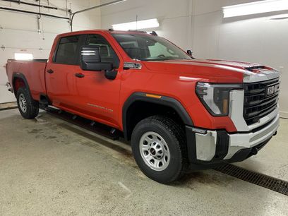 New 2026 GMC Sierra 3500 Pro w/ Convenience Package