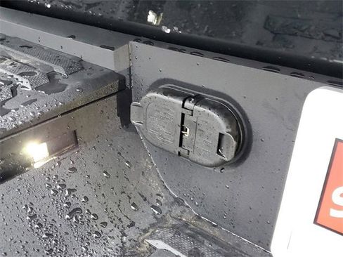 New 2026 Toyota Tundra SR image 7