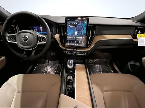 New 2026 Volvo XC60 B5 Core w/ Climate Package image 6