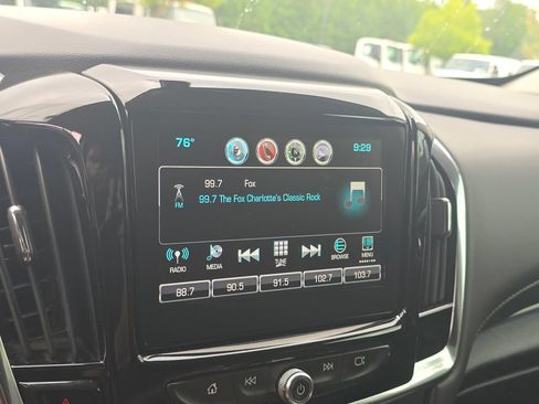 Used 2019 Chevrolet Traverse LT FWD image 33