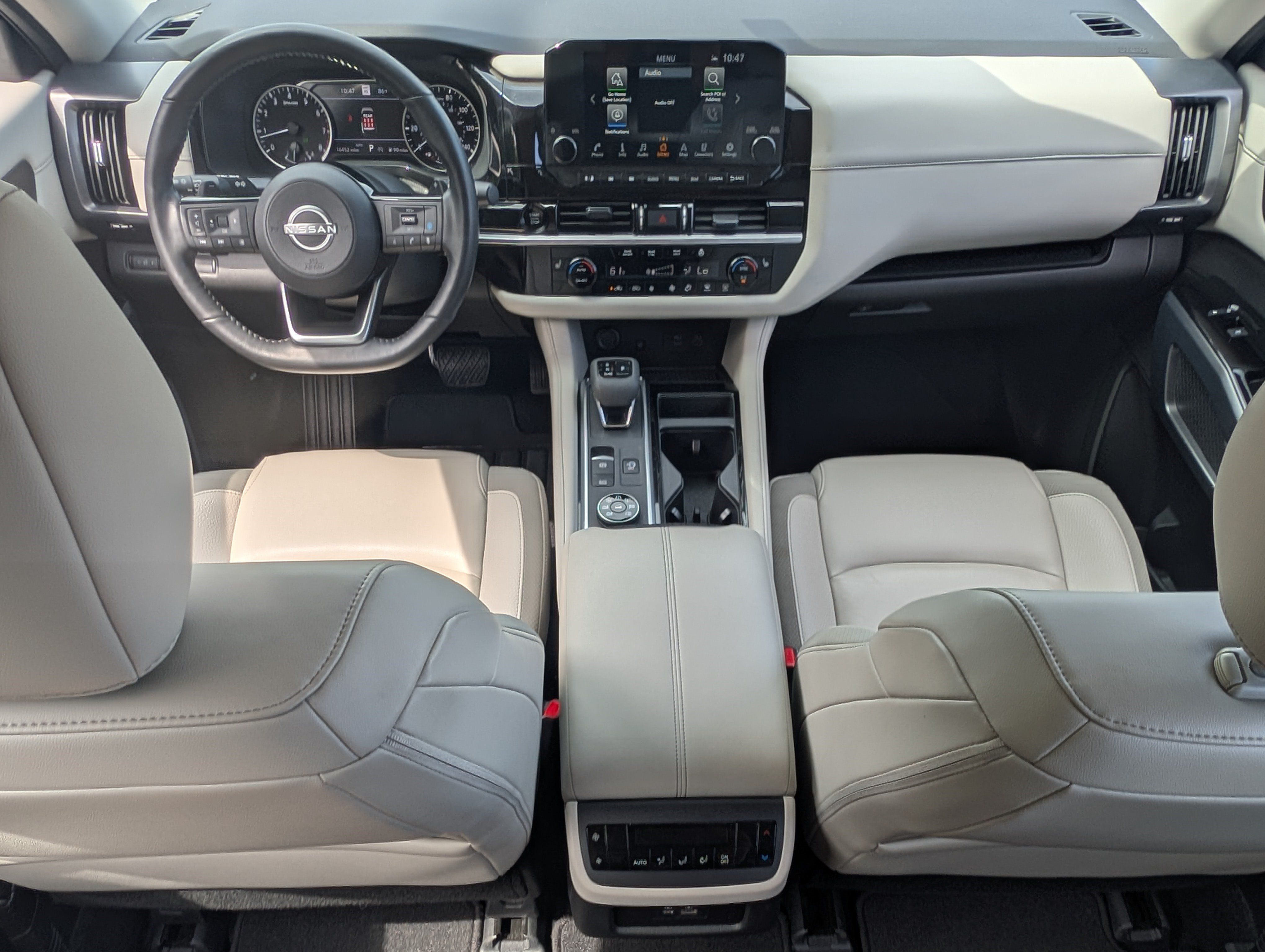 Used 2025 Nissan Pathfinder SL AWD/4WD image 23