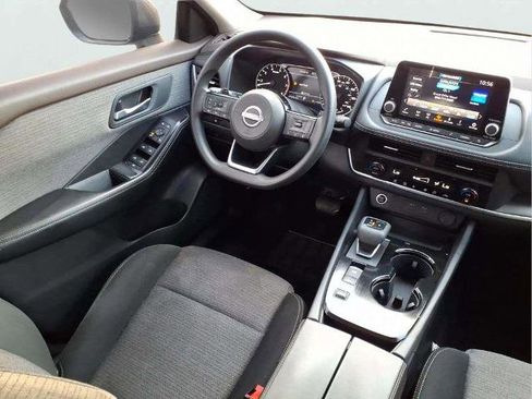 Certified 2023 Nissan Rogue SV image 10