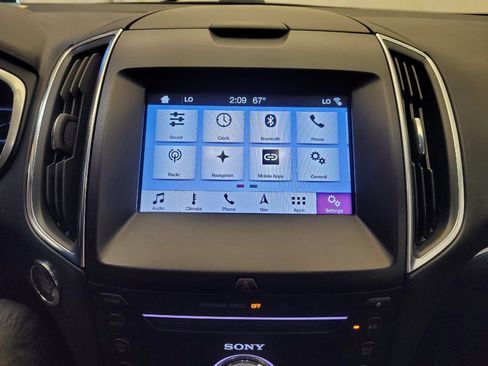 Used 2017 Ford Edge Titanium w/ Equipment Group 301A image 25