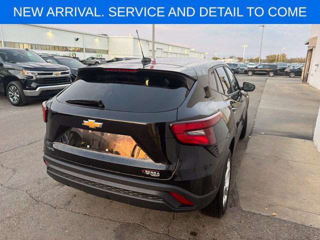 Used 2024 Chevrolet Trax LS w/ LS Convenience Package FWD image 7