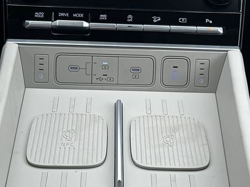 New 2025 Hyundai Santa Fe Calligraphy image 18