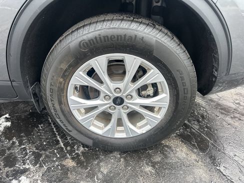 Used 2025 Ford Escape Active AWD/4WD image 40