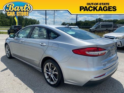 Used 2020 Ford Fusion SEL FWD image 4