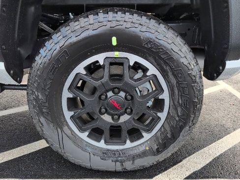 New 2025 Toyota Tacoma TRD Off-Road image 11