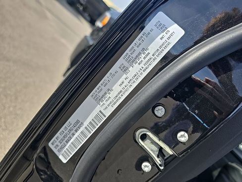 Used 2024 RAM 2500 Laramie w/ Night Edition image 10