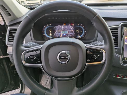 Used 2023 Volvo XC90 B5 Core w/ Climate Package image 17