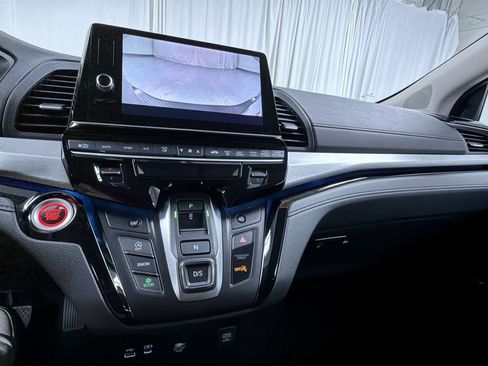 Used 2025 Honda Odyssey Touring image 22