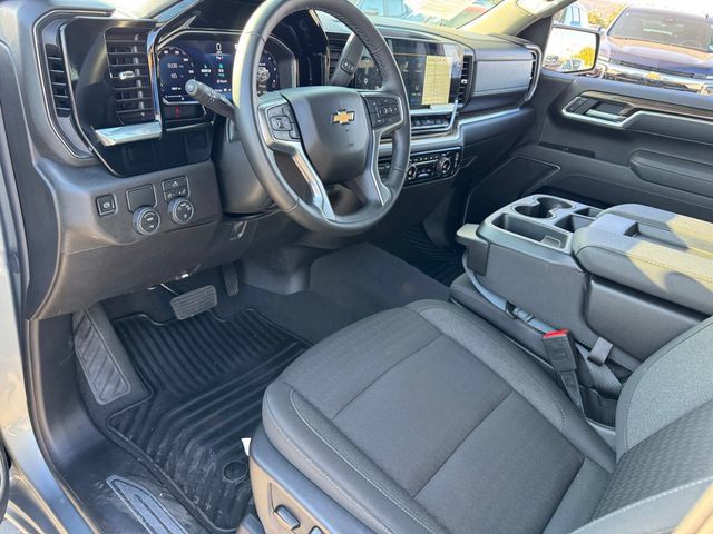 Used 2026 Chevrolet Silverado 1500 LT RWD image 13