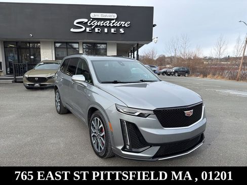 Used 2024 Cadillac XT6 Sport w/ Technology Package image 1