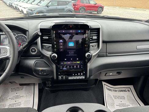 Used 2025 RAM 2500 Big Horn AWD/4WD image 17
