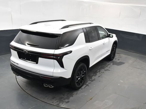 New 2026 Chevrolet Traverse LT w/ Midnight/Sport Edition AWD/4WD image 21