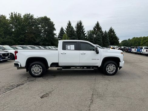 Used 2022 Chevrolet Silverado 2500 High Country AWD/4WD image 7