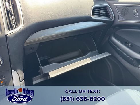 Used 2018 Ford Edge SEL w/ Equipment Group 201A AWD/4WD image 19