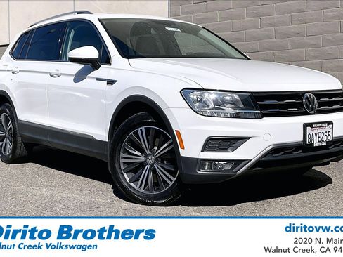 Used 2018 Volkswagen Tiguan SEL image 1