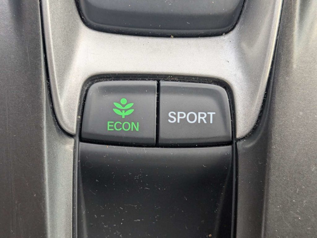 Used 2018 Honda Accord Sport image 40